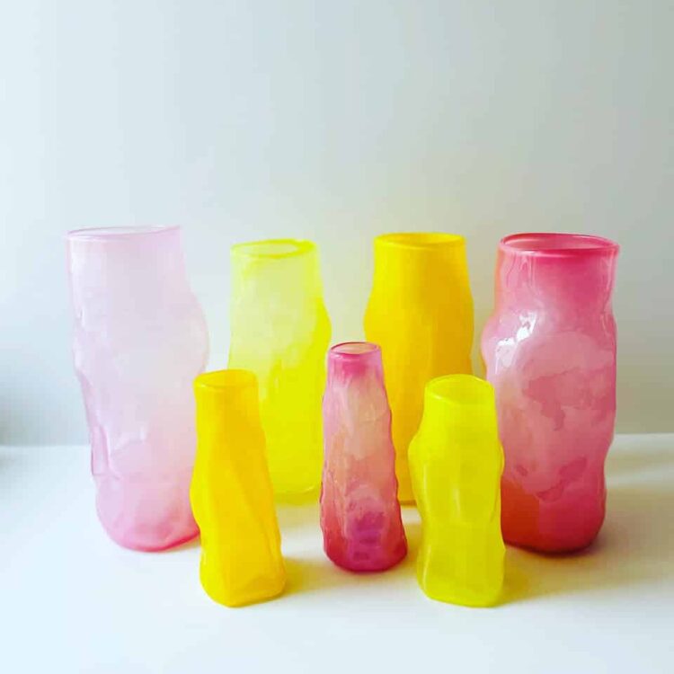 marie retpen vase, vaser, blomster vase, mundblæst glas, blomstervasemundblæst vase, krøl vase, vase i organisk form, krølvase, remix by sofie