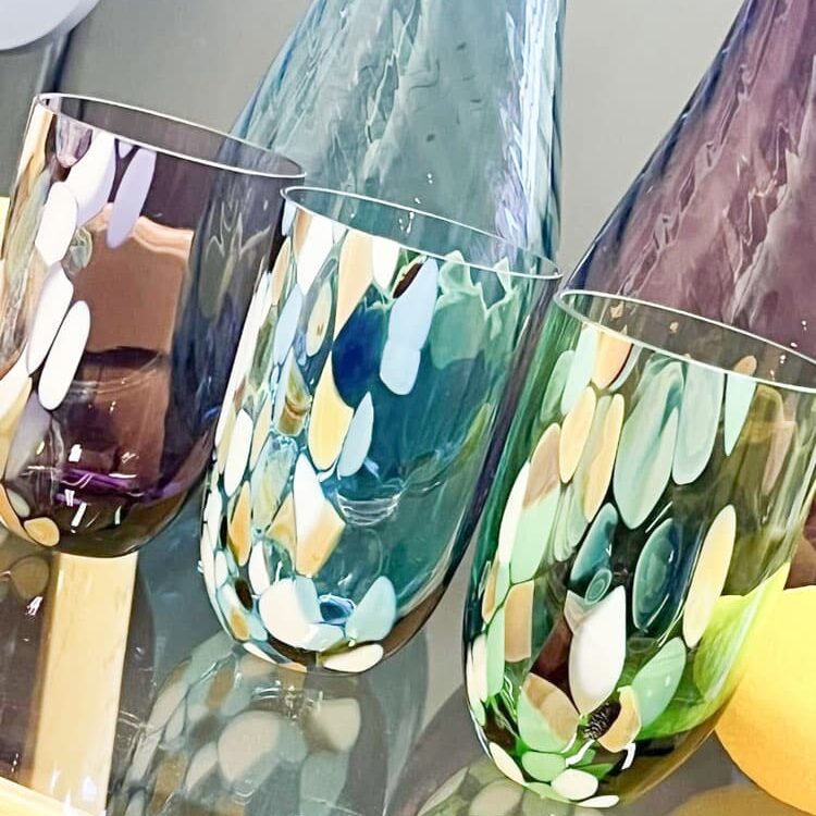 vandglas, anna von lipa mix & match, tumbler, vand glas, drikkeglas, drinking glass, farvede glas , remix by sofie, anna von lipa glas, anna von lipa forhandler,bohemia glass, mundblæste glas, confetti glas, splash glas, borddækning