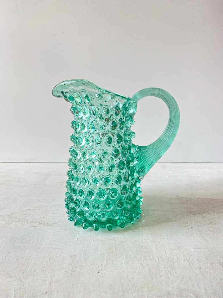 eiffiel kande, høj kande, anna von lipa kande, anna von lipa glas, pindsvine kande høj, anne von lipa forhandler, remix by sofie, kander, glas kander, hobnail glass, pinapple glass, kande pindsvineglas,, anna von lipa forhandler