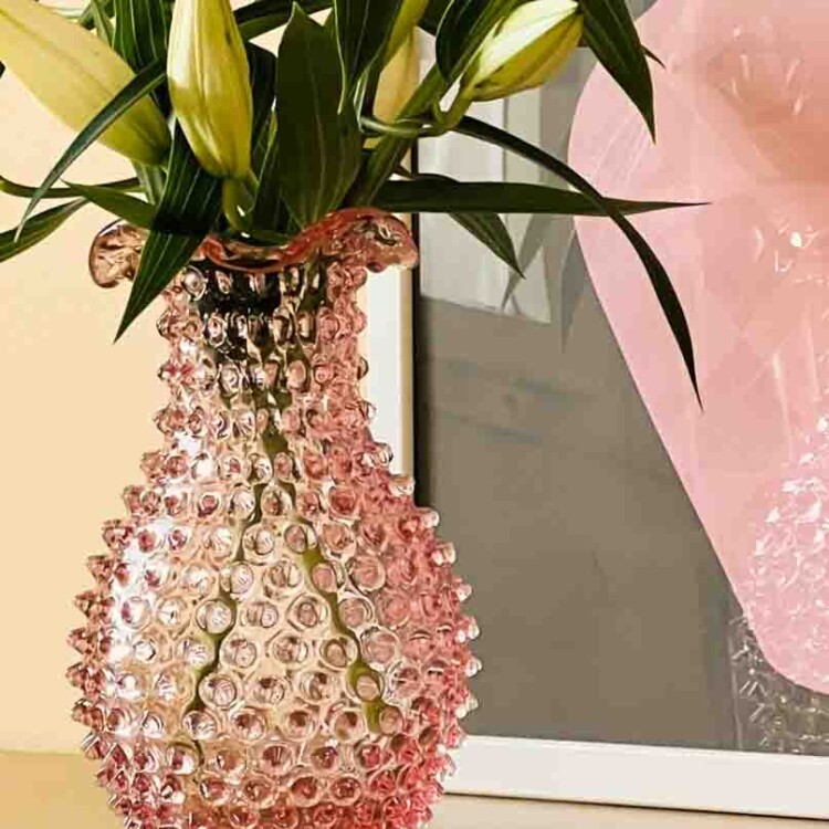 blonde vase, laze vase, anna von lipa, Remix by Sofie, anna von lipa glas, mundblæste glas, handblown glass, glas, farvede glas,