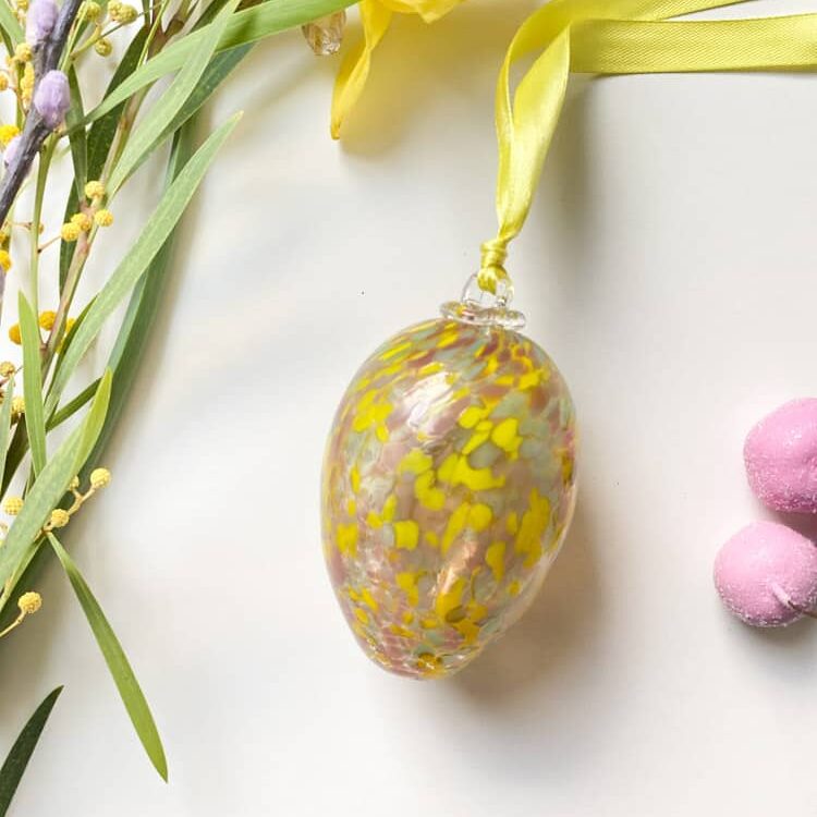 anna von lipa påskeæg, glasæg, glas æg, mundblæste opal æg, påskepynt, easter eggs