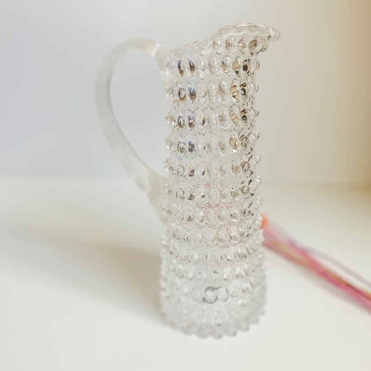 anna von lipa kande, anna von lipa pindsvine kande, pindsvinekande, pindsvinekande, pindsvine kande,hobnail jug, hobnailglass, pindsvineglas kandeanna von lipa høj kande i klar