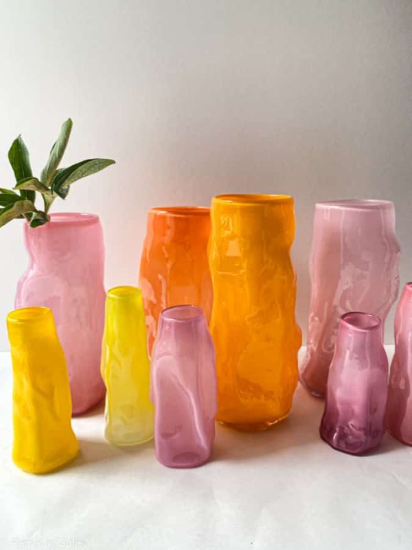 marie retpen vase, vaser, blomster vase, mundblæst glas, blomstervasemundblæst vase, krøl vase, vase i organisk form, krølvase, remix by sofie