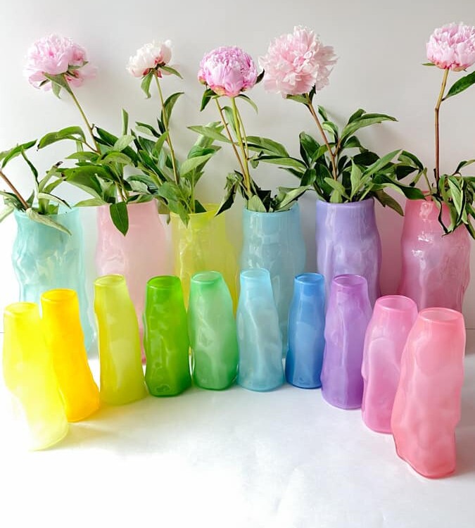 marie retpen vase, vaser, blomster vase, mundblæst glas, blomstervasemundblæst vase, krøl vase, vase i organisk form, krølvase, remix by sofie