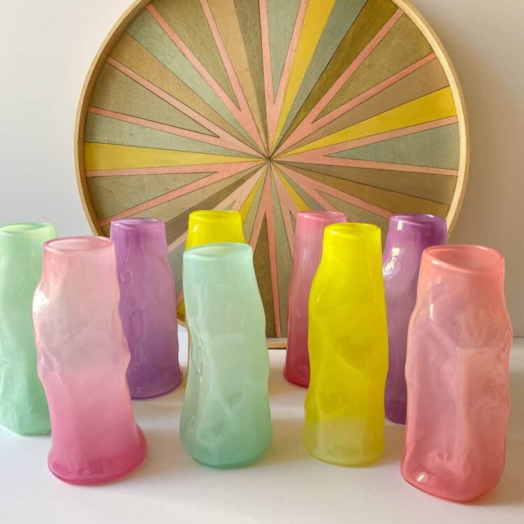 marie retpen vase, vaser, blomster vase, mundblæst glas, blomstervasemundblæst vase, krøl vase, vase i organisk form, krølvase, remix by sofie