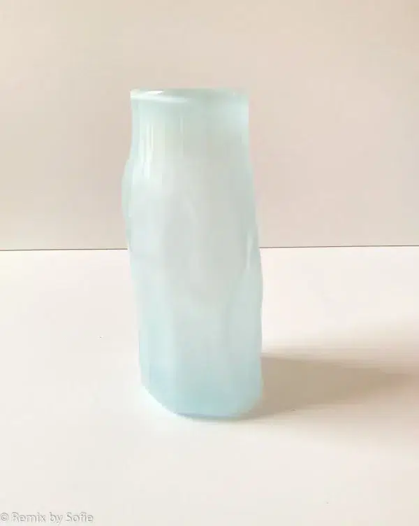 marie retpen vase, vaser, blomster vase, mundblæst glas, blomstervasemundblæst vase, krøl vase, vase i organisk form, krølvase, remix by sofie