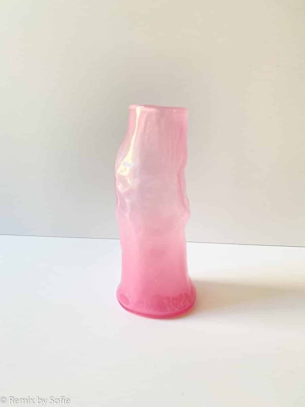 marie retpen vase, vaser, blomster vase, mundblæst glas, blomstervasemundblæst vase, krøl vase, vase i organisk form, krølvase, remix by sofie