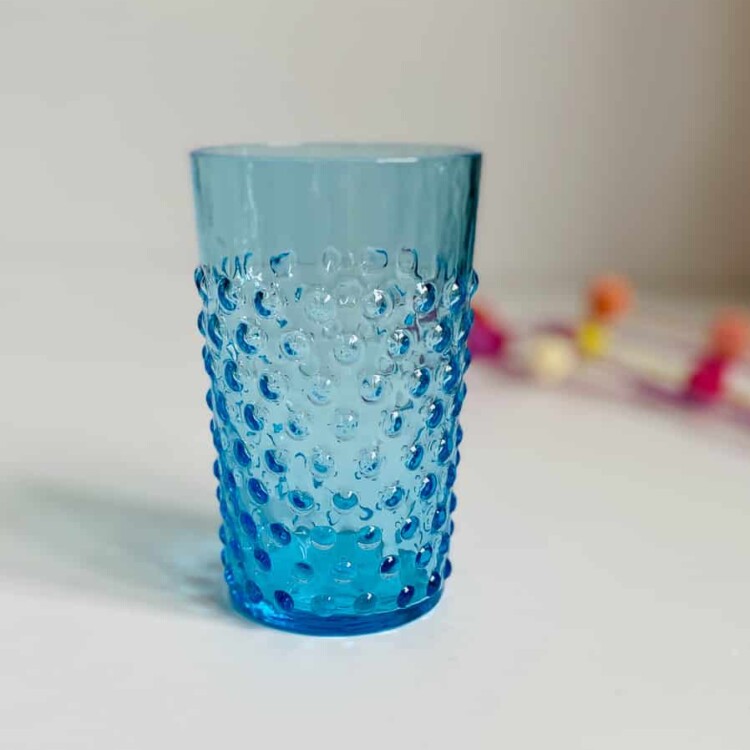 pindsvine glas i mørk aqua