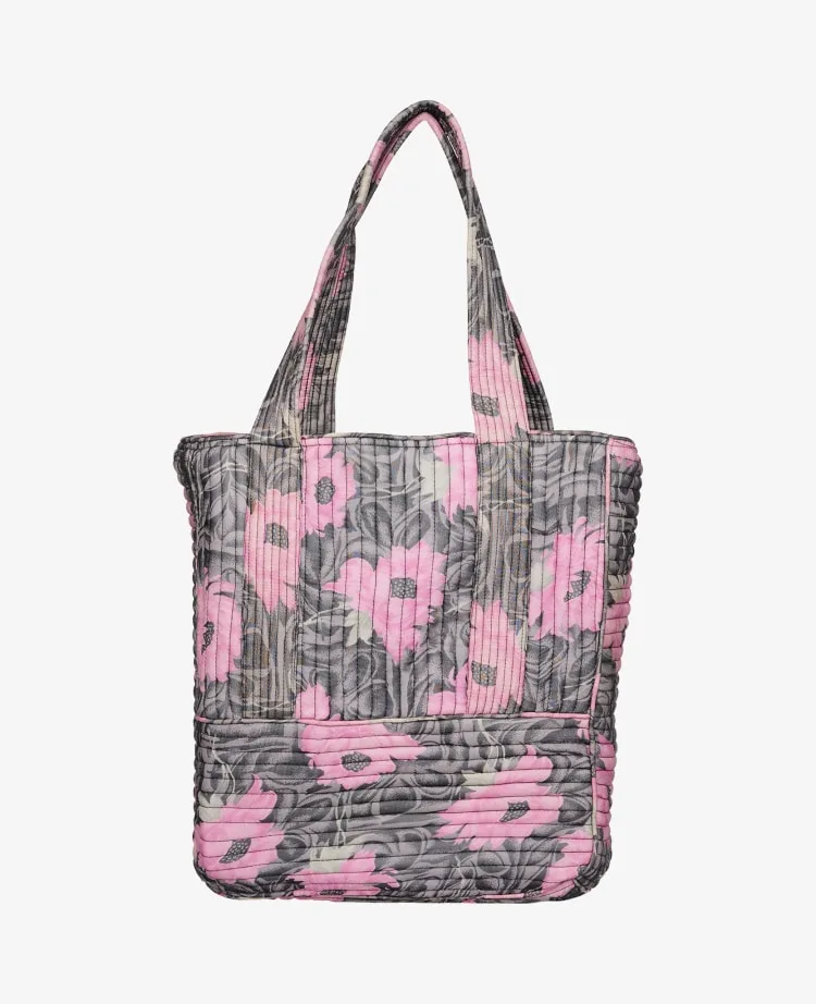 remix by sofie, sissel edelbo, taske, totebag, maxi totebag, totebag i silke, taske i silke, sophia totebag, sophia silk bag