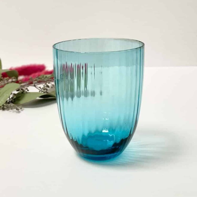 bambus glas, anna von lipa mix & match, swil glas, wawe glas, harlekin glas, tumbler, vand glas, drikkeglas, drinking glass, farvet glas, boliginteriør, borddækning, glas fra anna von lipa