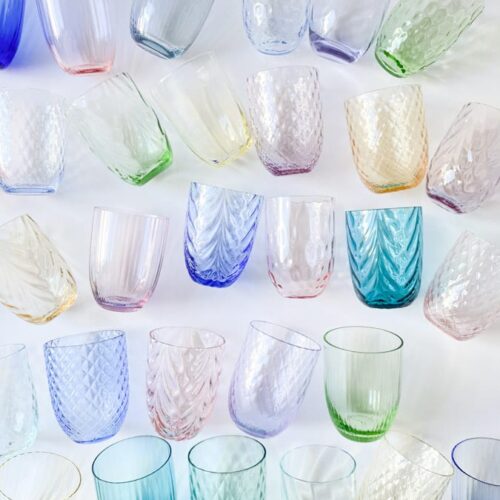 anna von lipa, Remix by Sofie, anna von lipa glas, mundblæste glas, handblown glass, glas, drikkeglas, vandglas, farvede glas, mix og matck glas, mix & matck glas, tumbler, wawe glas, swirk glas, harlekin glas, spiral glas, bambus glas, oliveglas, borddækning, anna von lipa glas, anna von lipa forhandler