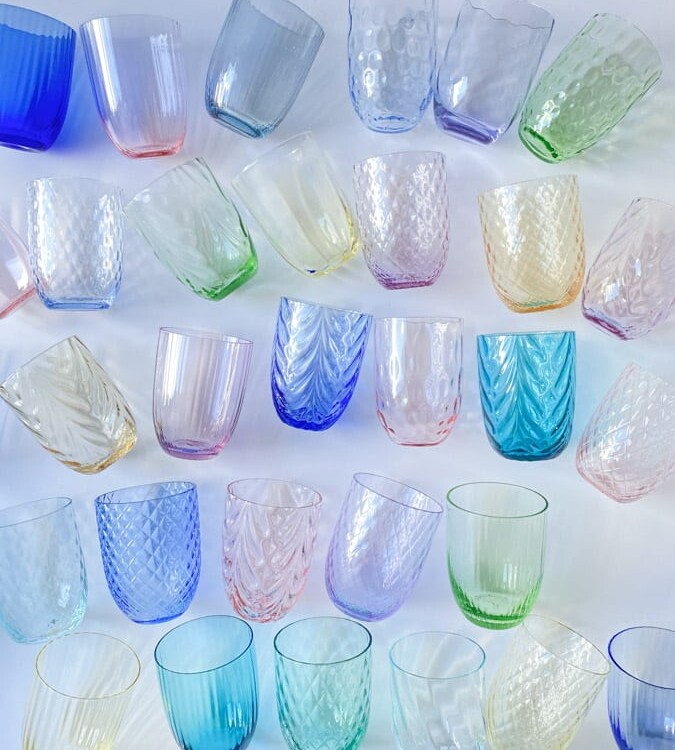 anna von lipa, Remix by Sofie, anna von lipa glas, mundblæste glas, handblown glass, glas, drikkeglas, vandglas, farvede glas, mix og matck glas, mix & matck glas, tumbler, wawe glas, swirk glas, harlekin glas, spiral glas, bambus glas, oliveglas, borddækning, anna von lipa glas, anna von lipa forhandler