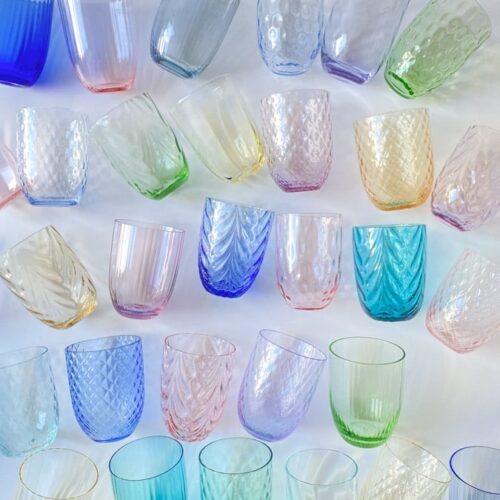 anna von lipa, Remix by Sofie, anna von lipa glas, mundblæste glas, handblown glass, glas, drikkeglas, vandglas, farvede glas, mix og matck glas, mix & matck glas, tumbler, wawe glas, swirk glas, harlekin glas, spiral glas, bambus glas, oliveglas, borddækning, anna von lipa glas, anna von lipa forhandler