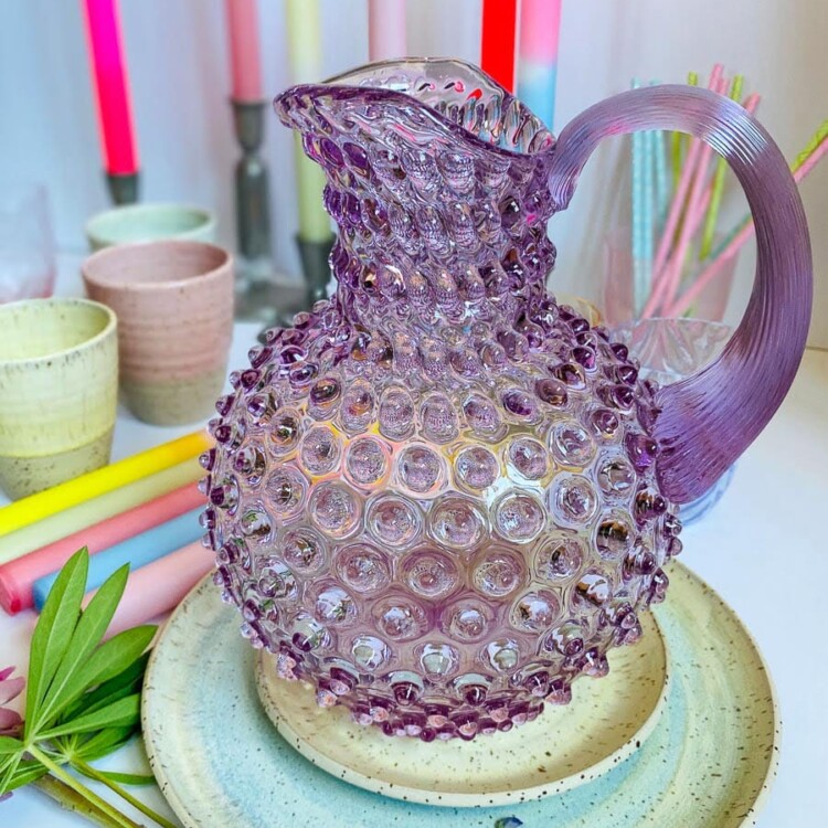 anna von lipa kande, anna von lipa pindsvine kande, pindsvinekande, pindsvinekande, pindsvine kande,hobnail jug, hobnailglass, pindsvineglas kandeanna von lipa, anna von lipa kande, kande, glaskande, pindsvinekande, kande i pindsvineglas