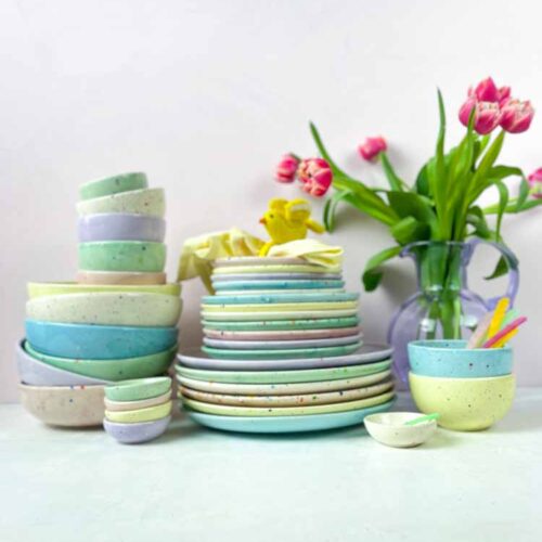 tallerken, egg back home,middagstallerken, frokost tallerken, bolig interiør, colourful home, tableware,pasteller, party collection, remix by sofie confetti serien,