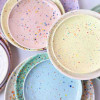 tallerken, egg back home,middagstallerken, frokost tallerken, bolig interiør, colourful home, tableware,pasteller, party collection, remix by sofie confetti serien,