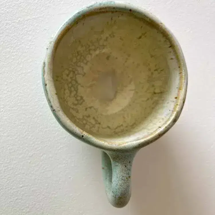 hygge kop, mug, ceramic cup, handmade ceramic, kop, kaffe kop kop til chokolade, hygge kop kop, håndlavet keramik, håndlavet keramik kopper, kop, mia lindbirk, remix by sofiekop, remix by sofie, mia lindbirk