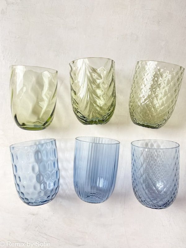 mix & match glas, mix & match tumbler, anna von lipa glas, wawe glas,swirl glas, anna von lipa mix & match glas og tumblere, swirl glas, wawe glas, bambus glas, straight glas og tumbler, olive glas, ice glas, harlekin glas, tumbler, vand glas, drikkeglas, drinking glass, anna von lipa glas, remix by sofie anna von lipa forhandler, bordækning, farvede glas, farvet glas, drinking glasses, czech glass, bohemian glass,