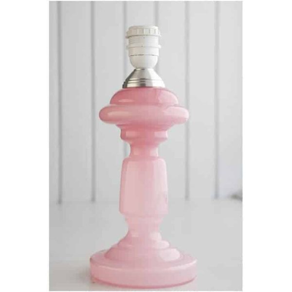 pink rose, remix by sofie, bordlampe, opalglas, opallampe, lampe, lampefod, rose lampe, rosa opal,