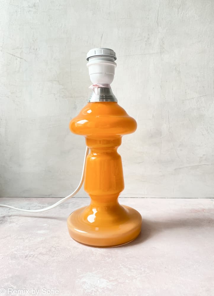 orange bordlampe