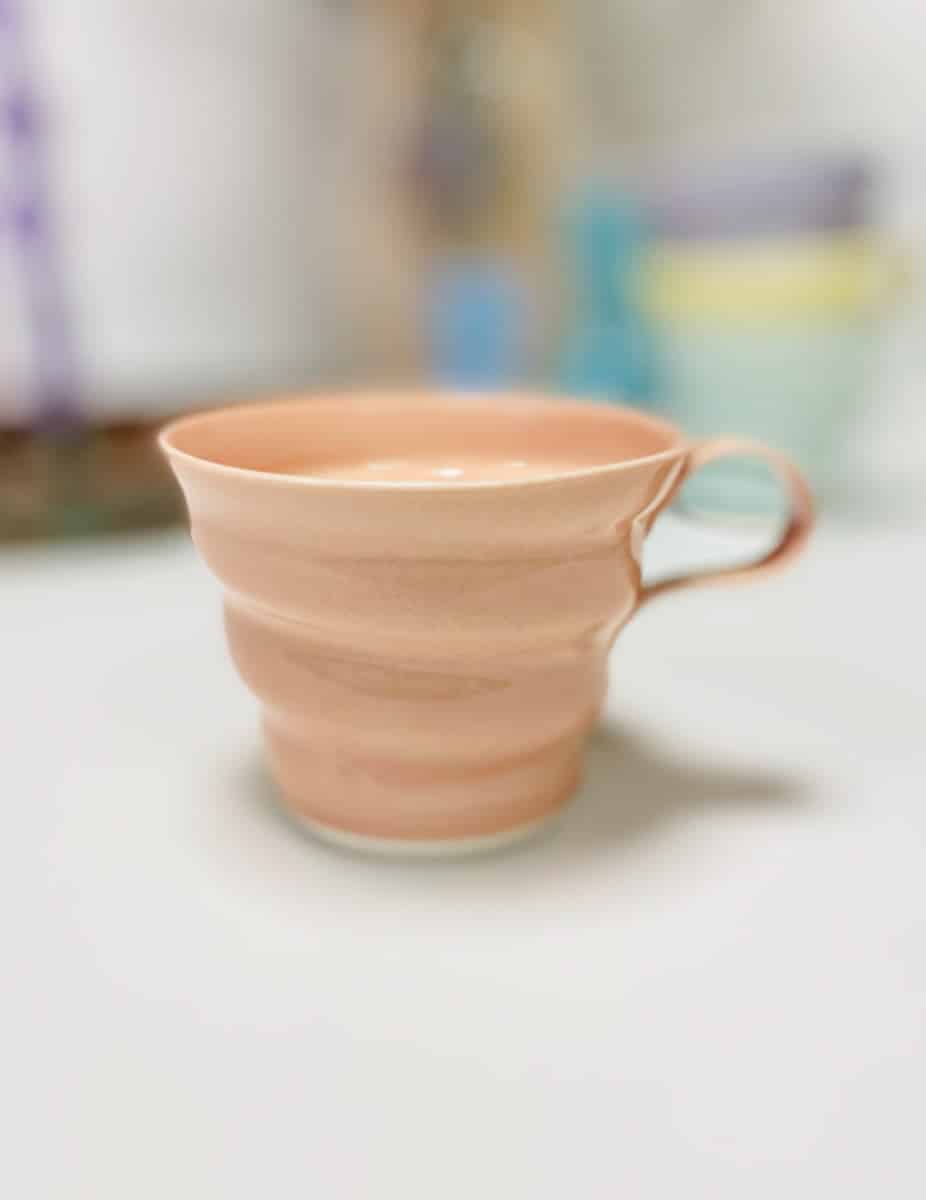 rikke maglesen keramik, porcelæns kop, kaffe kop, kop, pastelfarvet kop, kaffekop, tekop