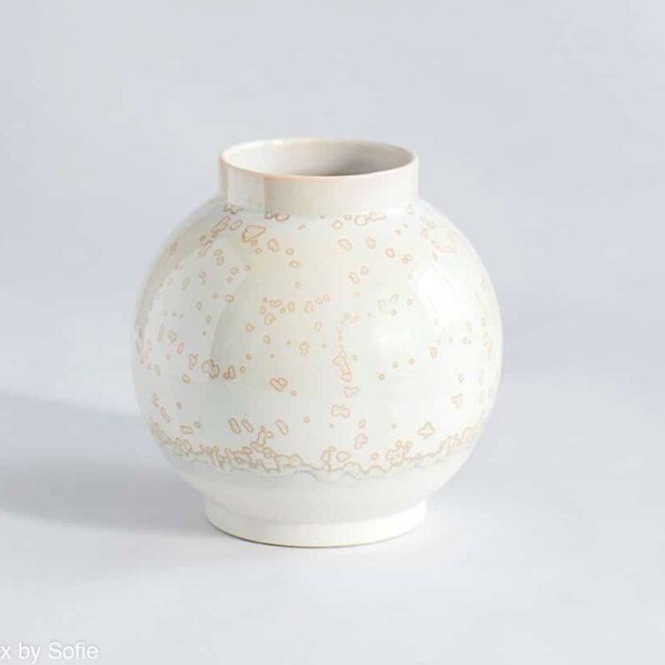 lena pedersen keramik, keramik vase, keramik urtepotte , vase i keramik, vase i porcelensler, vase i indfarvetler, krystalglasur , vase i mørkt ler, remix by sofie