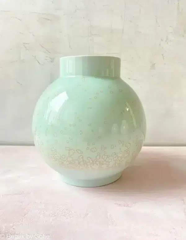 lena pedersen keramik, keramik vase, keramik urtepotte , vase i keramik, vase i porcelensler, vase i indfarvetler, krystalglasur , vase i mørkt ler, remix by sofie