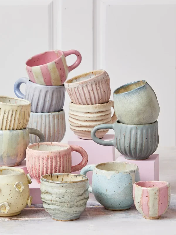 Keramik kopper fra Remix by Sofie,keramik kop,keramik kop, cups, cup, handmade ceramic,, hånddrejet keramik,thilde graulund keramik, remix by sofie, borddækning, boliginteriør, ceramic