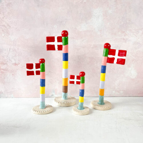 håndlavet keramik flag fra the clay play i gøgler breathe - Fødselsdagsflag - TheClayPlay