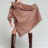 rainkiss regnponcho i genbrugsplastik digi damier i brune