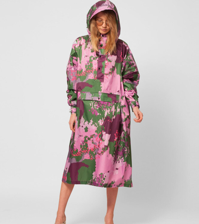 rainkiss regnponcho i genbrugsplastik digi spring camo